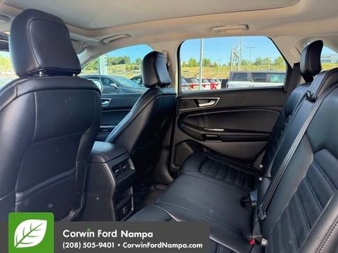 Used 2020 Ford Edge SEL w/ Cold Weather Package AWD/4WD image 8