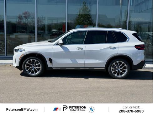 New 2026 BMW X5 xDrive40i AWD/4WD image 2