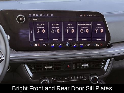 Used 2025 Chevrolet Suburban Z71 image 20