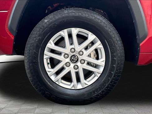 Used 2024 Toyota Tundra SR5 w/ SR5 Convenience Package AWD/4WD image 11