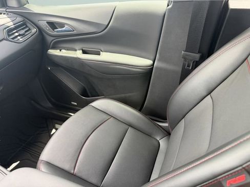 Certified 2023 Chevrolet Equinox RS w/ RS Leather Package FWD image 19
