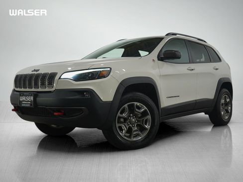Used 2019 Jeep Cherokee Trailhawk w/ Cold Weather Group image 1