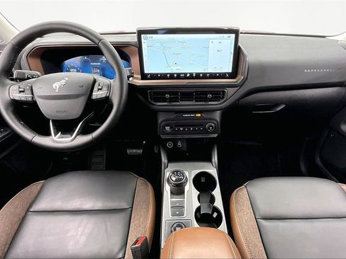 Used 2025 Ford Bronco Sport Outer Banks w/ Outer Banks Tech Package+ image 16