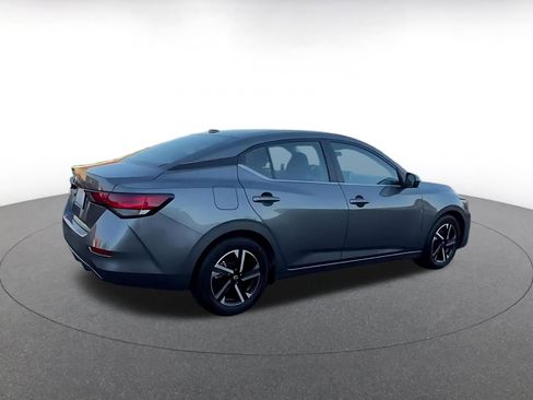 Used 2025 Nissan Sentra SV image 15