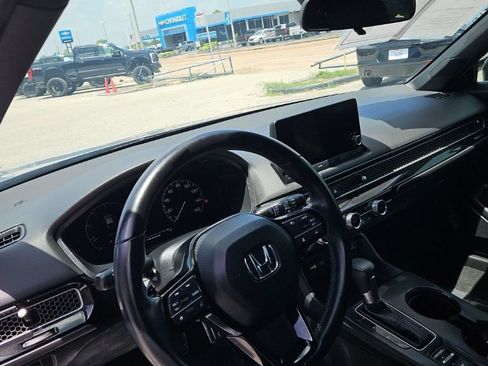 Used 2024 Honda Civic Sport image 13