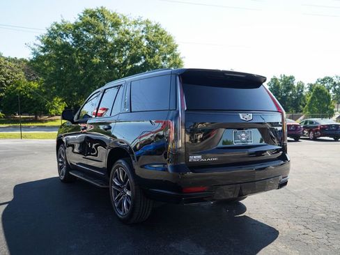 Used 2023 Cadillac Escalade Sport AWD/4WD image 3