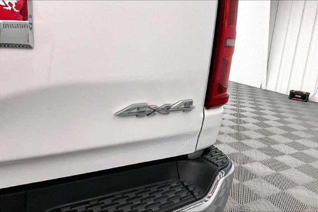 Used 2025 RAM 1500 Limited AWD/4WD image 9