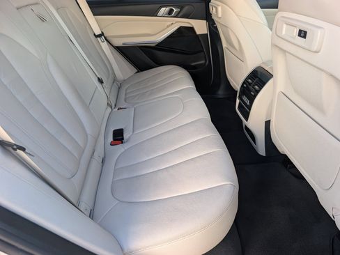 Used 2020 BMW X5 sDrive40i w/ Premium Package RWD image 13