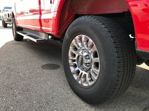 Used 2020 Ford F250 XLT w/ XLT Premium Package AWD/4WD image 11