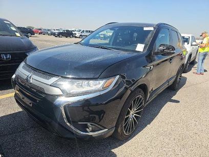 Used 2020 Mitsubishi Outlander LE