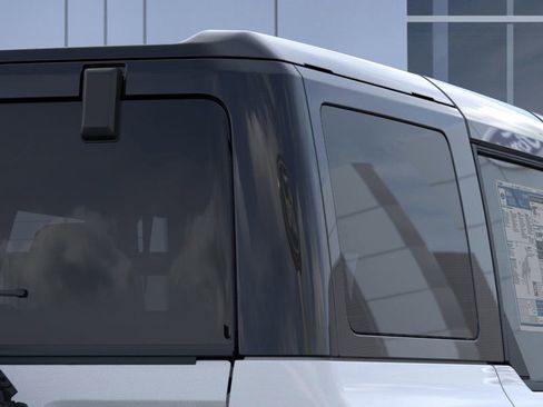 New 2025 Ford Bronco Badlands image 25