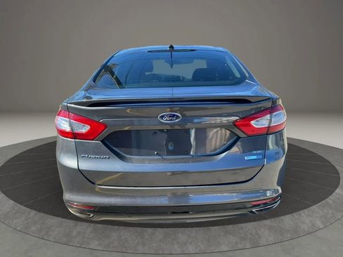 Used 2015 Ford Fusion SE w/ Equipment Group 201A image 6