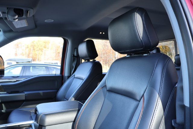 Used 2024 Ford F250 Lariat w/ Lariat Ultimate Package AWD/4WD image 11