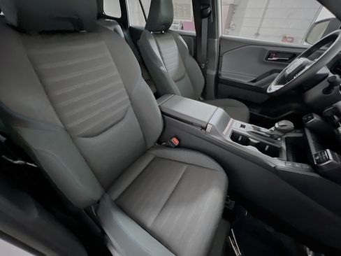 Used 2026 Toyota RAV4 SE w/ Convenience Package AWD/4WD image 30