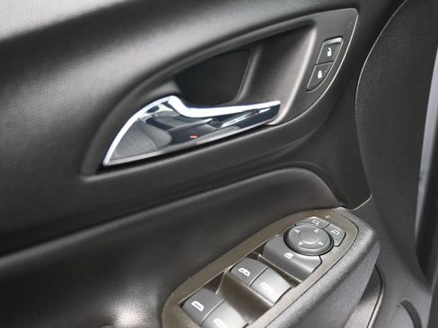 Used 2023 Chevrolet Equinox LT FWD image 25