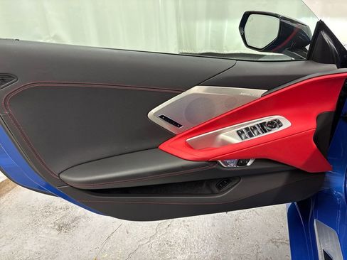 Used 2021 Chevrolet Corvette Stingray Preferred Conv w/ Z51 Performance Package image 10