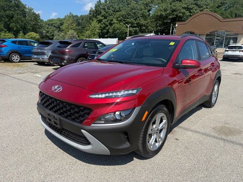 Used 2023 Hyundai Kona SEL w/ Cargo Package AWD/4WD image 2