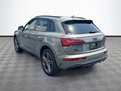 Certified 2025 Audi Q5 e Premium Plus w/ Premium Plus Package AWD/4WD image 5