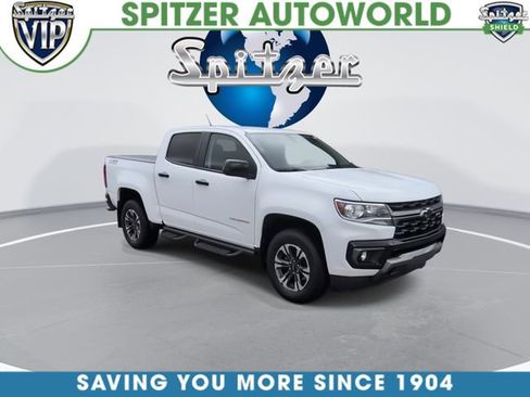 Used 2022 Chevrolet Colorado Z71 AWD/4WD image 2
