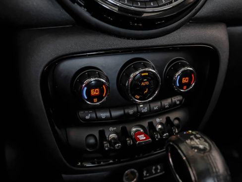 Used 2017 MINI Cooper Clubman ALL4 image 14