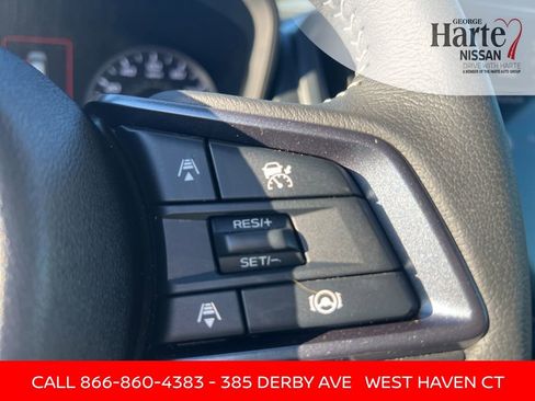 Used 2025 Subaru Forester Limited AWD/4WD image 45