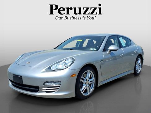 Used 2012 Porsche Panamera RWD image 8