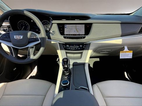 New 2026 Cadillac XT5 Premium Luxury w/ Driver Assist Package image 5