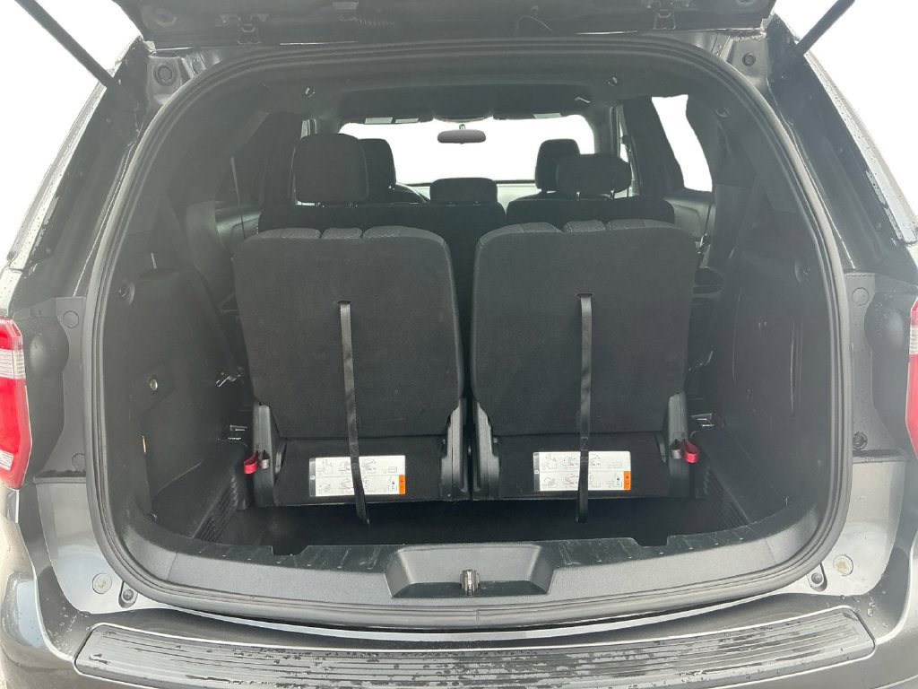 Used 2019 Ford Explorer XLT FWD image 24
