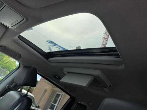 Used 2023 Honda Odyssey Touring image 15