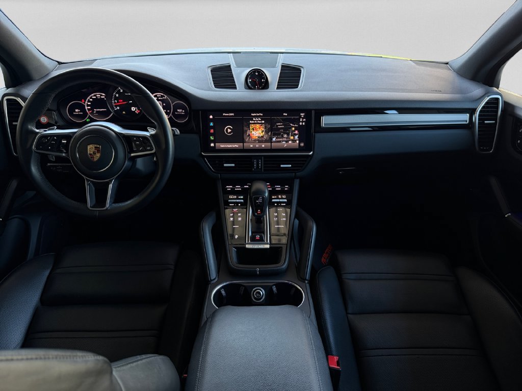 Used 2023 Porsche Cayenne Platinum Edition AWD/4WD image 15