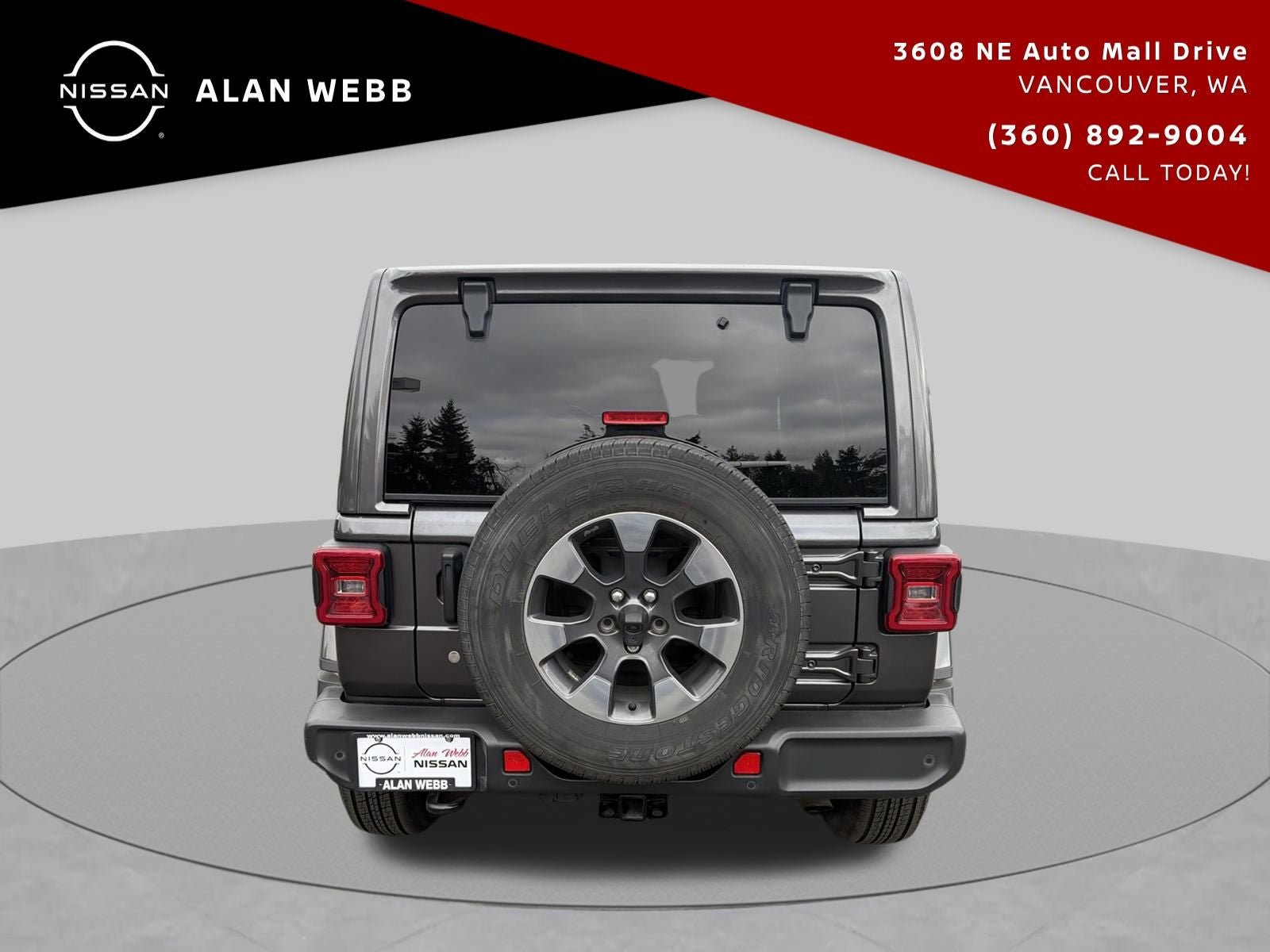 Used 2018 Jeep Wrangler Unlimited Sahara AWD/4WD image 4