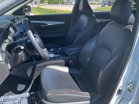 Certified 2023 INFINITI QX50 Sensory AWD/4WD image 15