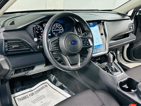 Used 2023 Subaru Outback Premium AWD/4WD image 8