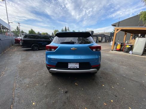 Used 2025 Chevrolet TrailBlazer LT AWD/4WD image 5