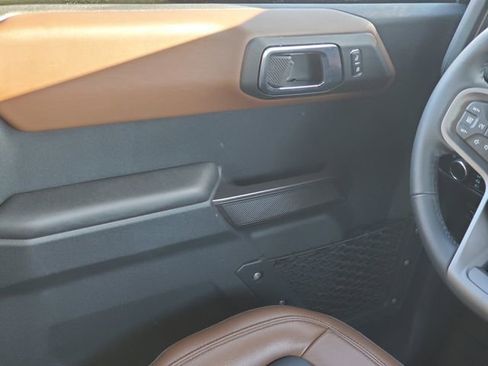 New 2024 Ford Bronco Outer Banks w/ Sasquatch Package AWD/4WD image 25