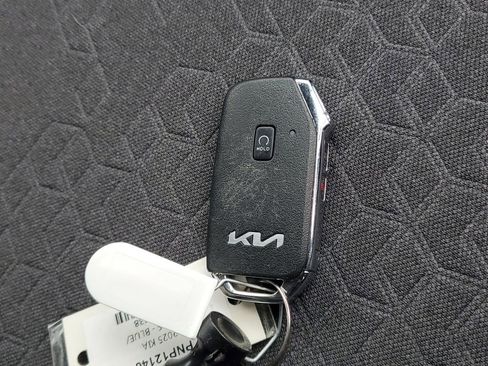 Used 2025 Kia Seltos S FWD image 30