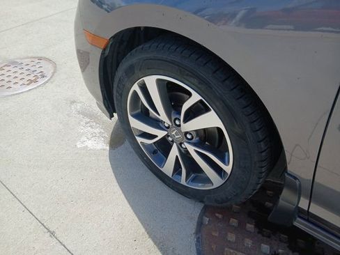 Used 2022 Honda Odyssey Touring image 10