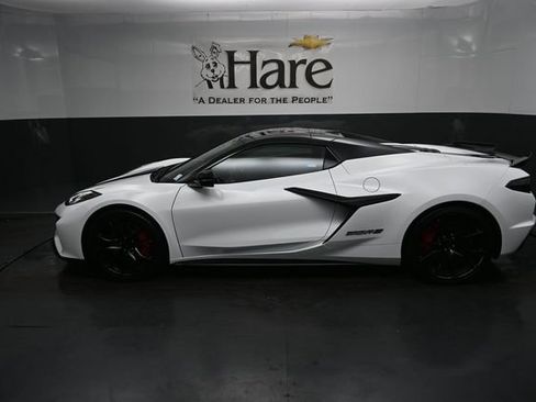 Used 2027 Chevrolet Corvette Grand Sport w/ Stealth Interior Trim Package RWD image 27