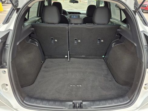 Used 2024 Nissan Kicks SR FWD image 25