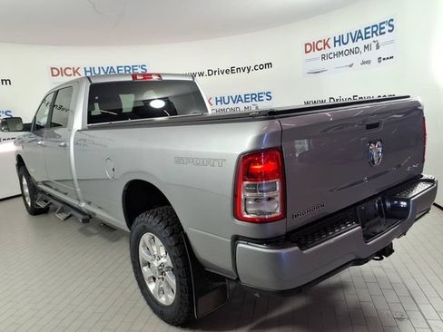 Used 2022 RAM 3500 Big Horn AWD/4WD image 6