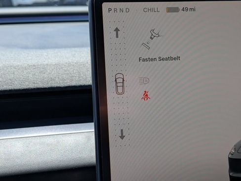 Used 2025 Tesla Model 3 Long Range RWD image 12