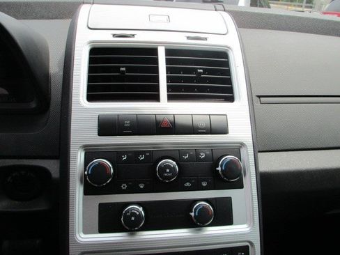 Used 2009 Dodge Journey SXT w/ Flexible Seating Group AWD/4WD image 22