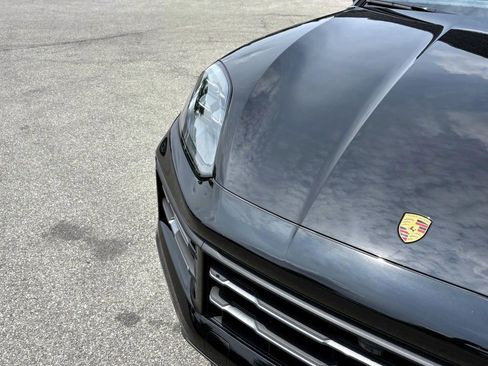 Certified 2024 Porsche Cayenne image 15