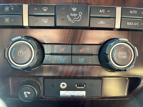 Used 2012 Ford F150 Lariat image 23