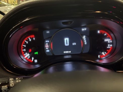 Used 2021 Dodge Durango SXT image 8