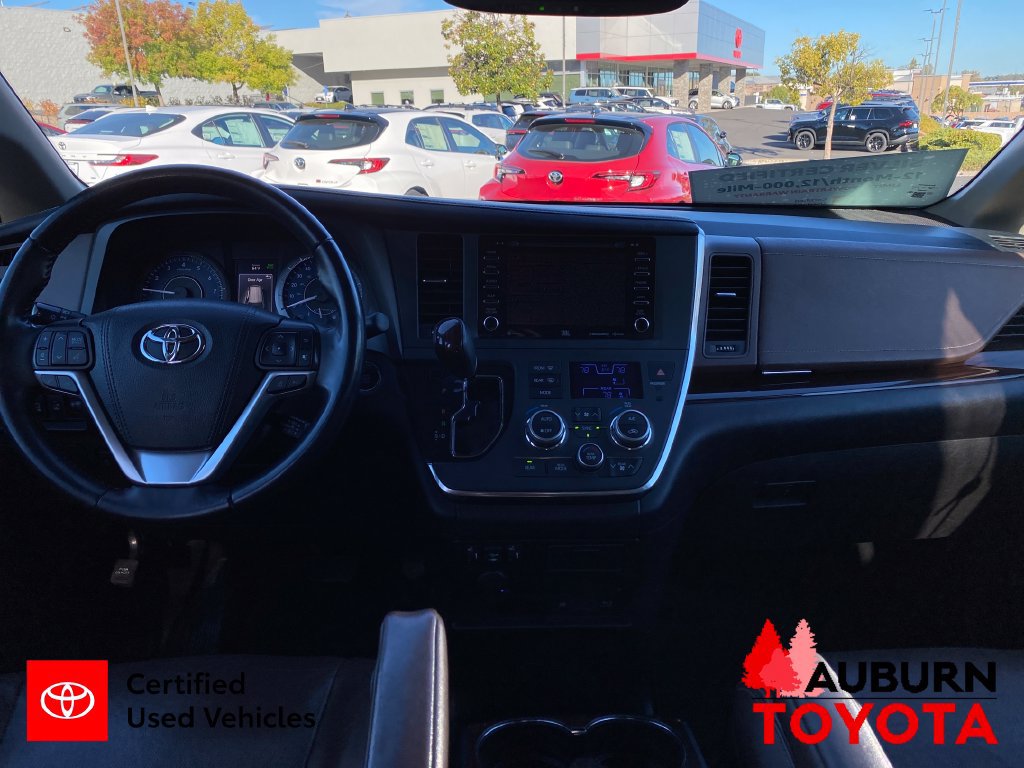 Certified 2019 Toyota Sienna Limited Premium w/ Carpet Mat Package AWD/4WD image 13