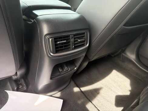 Used 2021 Honda CR-V Touring image 27