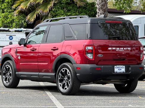 Certified 2025 Ford Bronco Sport Outer Banks w/ Outer Banks Tech Package+ image 6