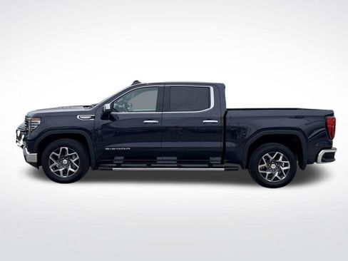 Used 2025 GMC Sierra 1500 SLT RWD image 3