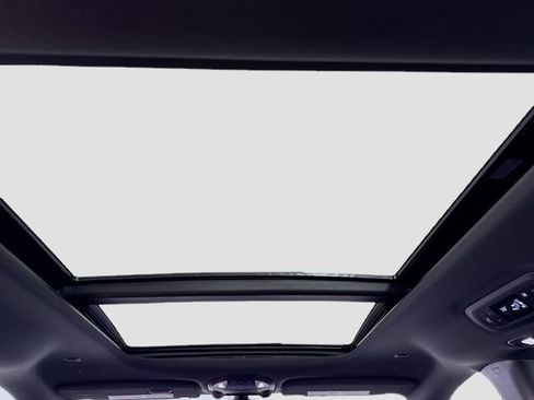 New 2026 Chrysler Pacifica Limited w/ S Appearance Package image 22